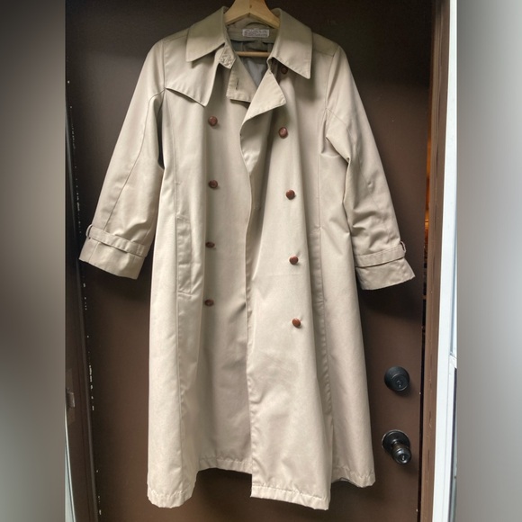 Trench coat - Picture 1 of 11